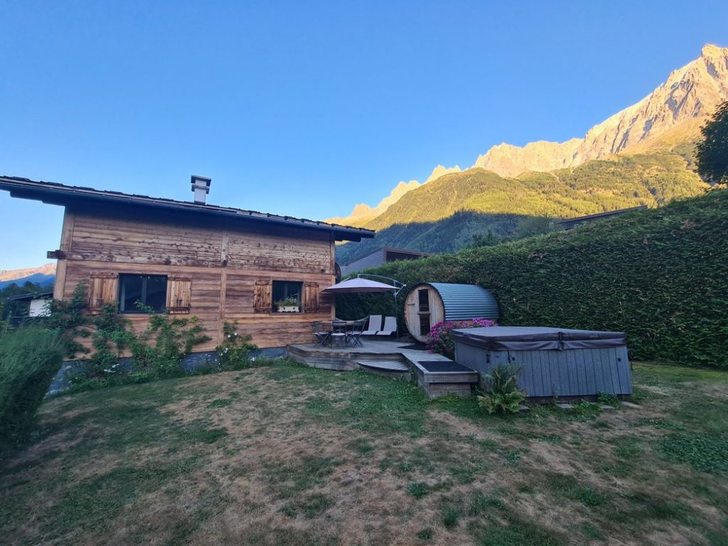 French chalet with hot tub, sauna and garden with Mont Blanc in the background